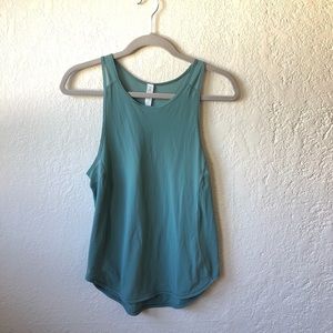Size 2 Lululemon racer back workout top